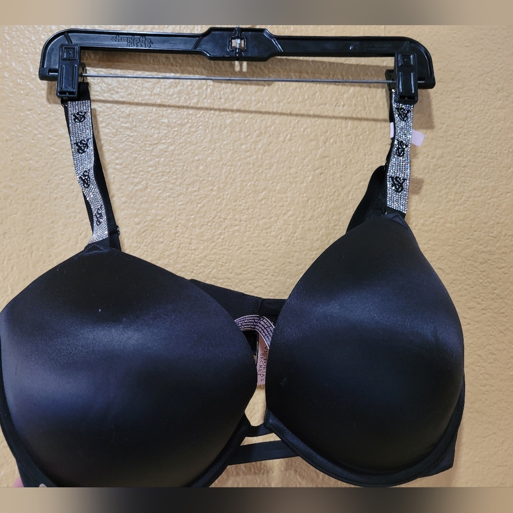 Victoria secret intimates